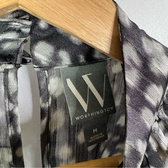 Worthington Dark Gray & White Leopard Print High Neck Long Sleeve Blouse M - Picture 4 of 5